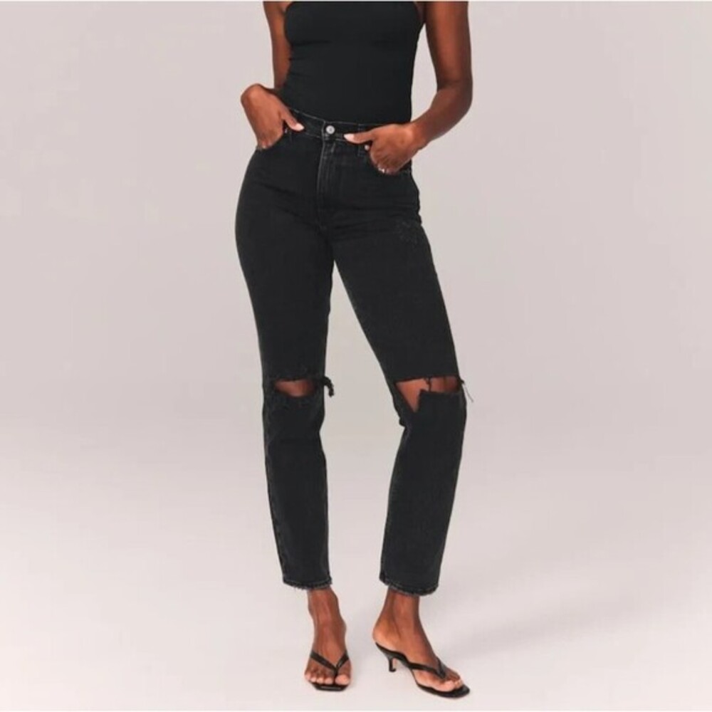 Abercrombie 90s Straight Jeans 18S Black Distressed Ultra High Rise Denim 34